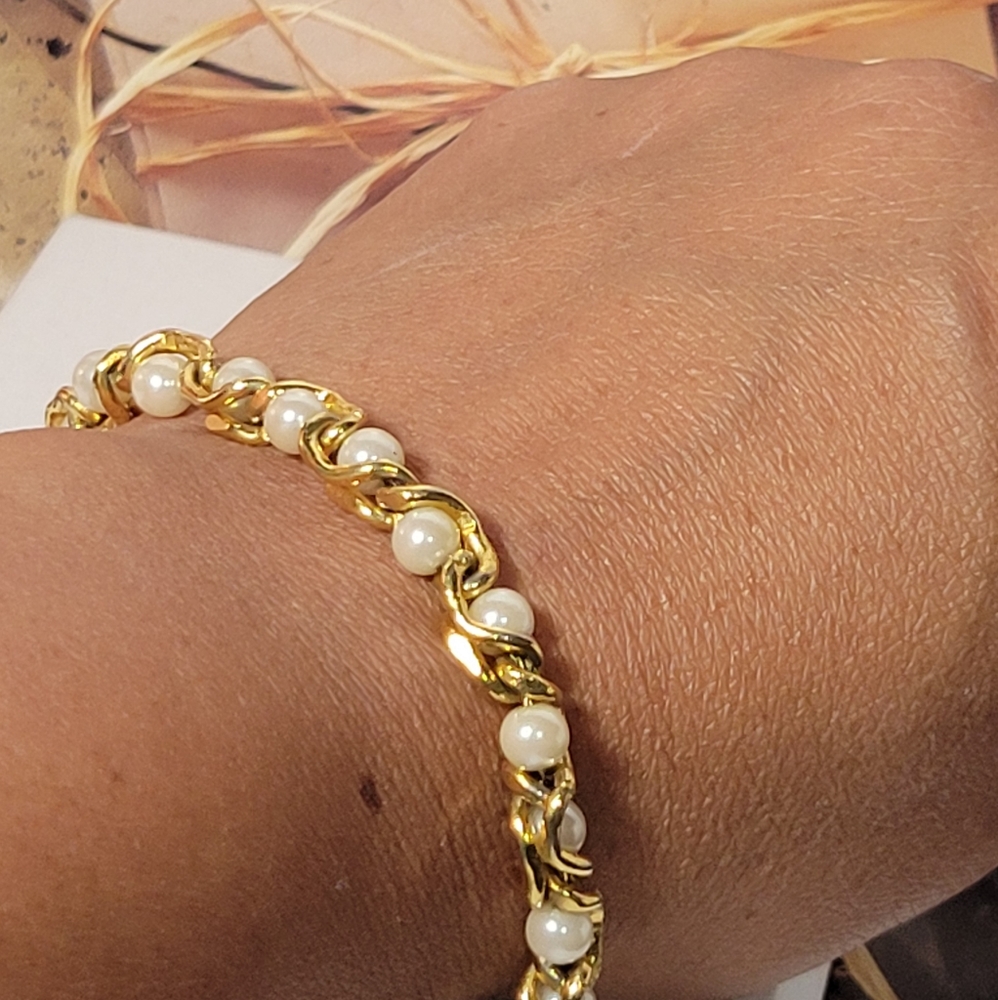 10K GP, CULTURED PEARLS BRACELET 7.5"
new with out tag - Picture 5 of 7